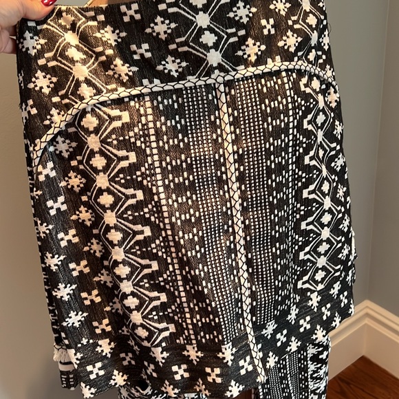 Kobi Halperin Duster and Matching Skirt - Picture 12 of 12